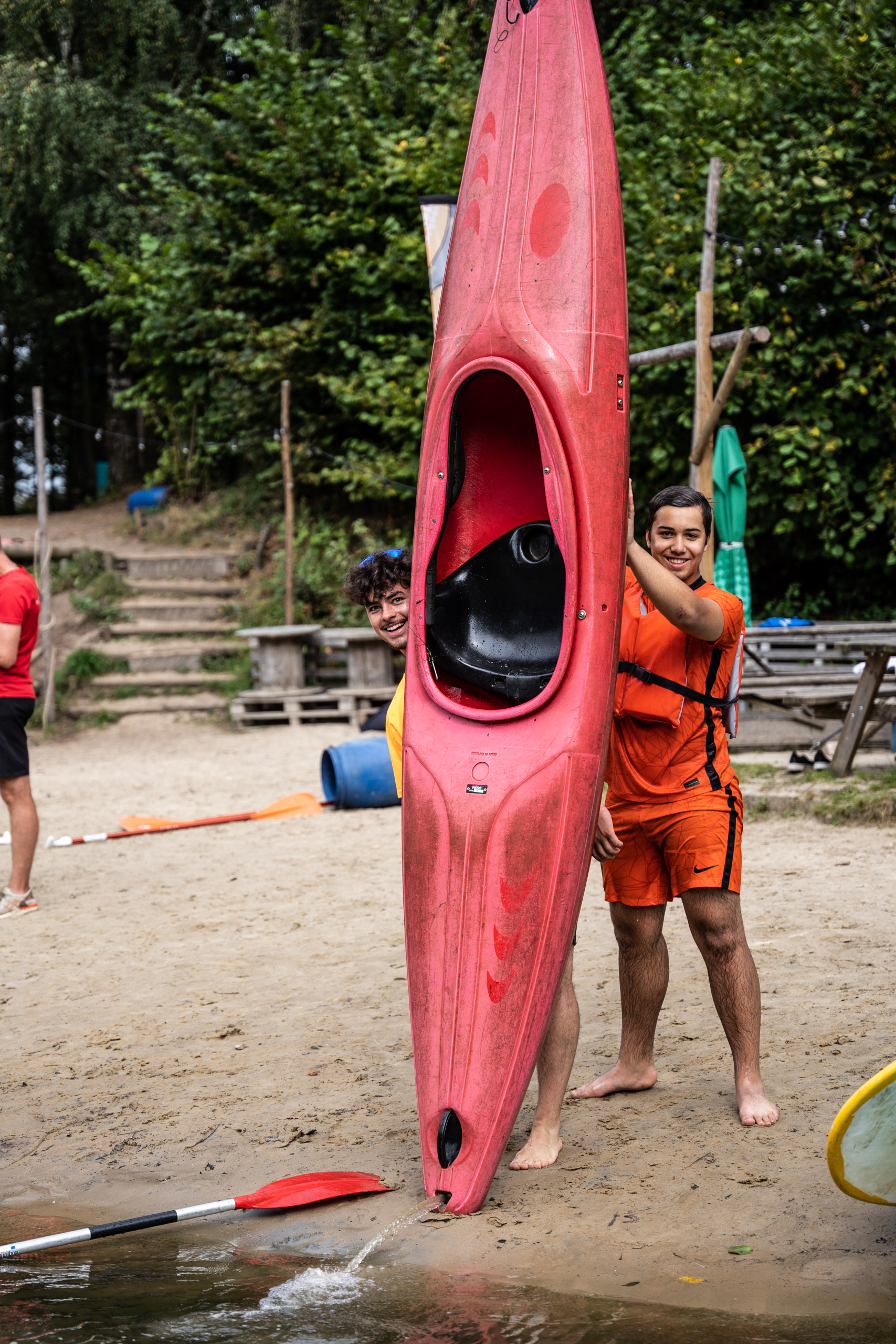 Kajak van Outdoor Challenge Park in Oldenzaal